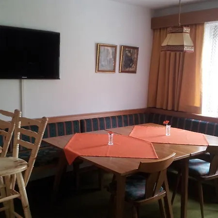 Гостевой дом Gaestepension Wiesenheim Заутенс