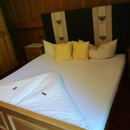 Gaestepension Wiesenheim Гостевой дом Заутенс