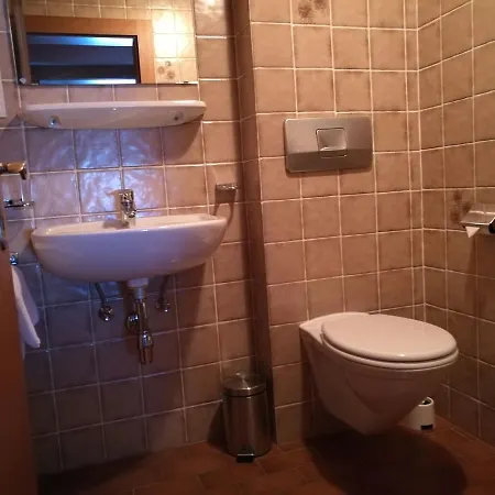 Gaestepension Wiesenheim Гостевой дом Заутенс