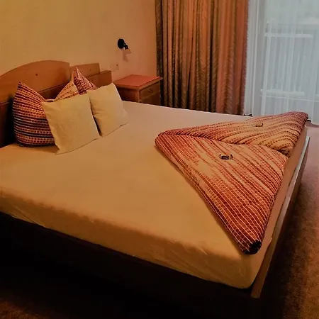 Гостевой дом Gaestepension Wiesenheim Заутенс