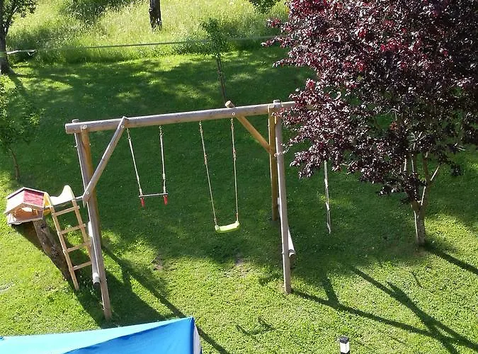 Gaestepension Wiesenheim ゲストハウス ザウテンス