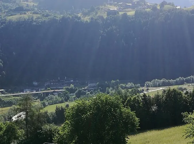 Gaestepension Wiesenheim ゲストハウス 3*